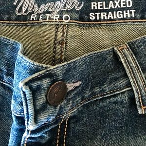 Men’s Wrangler Relaxed Retro Fit Jeans
